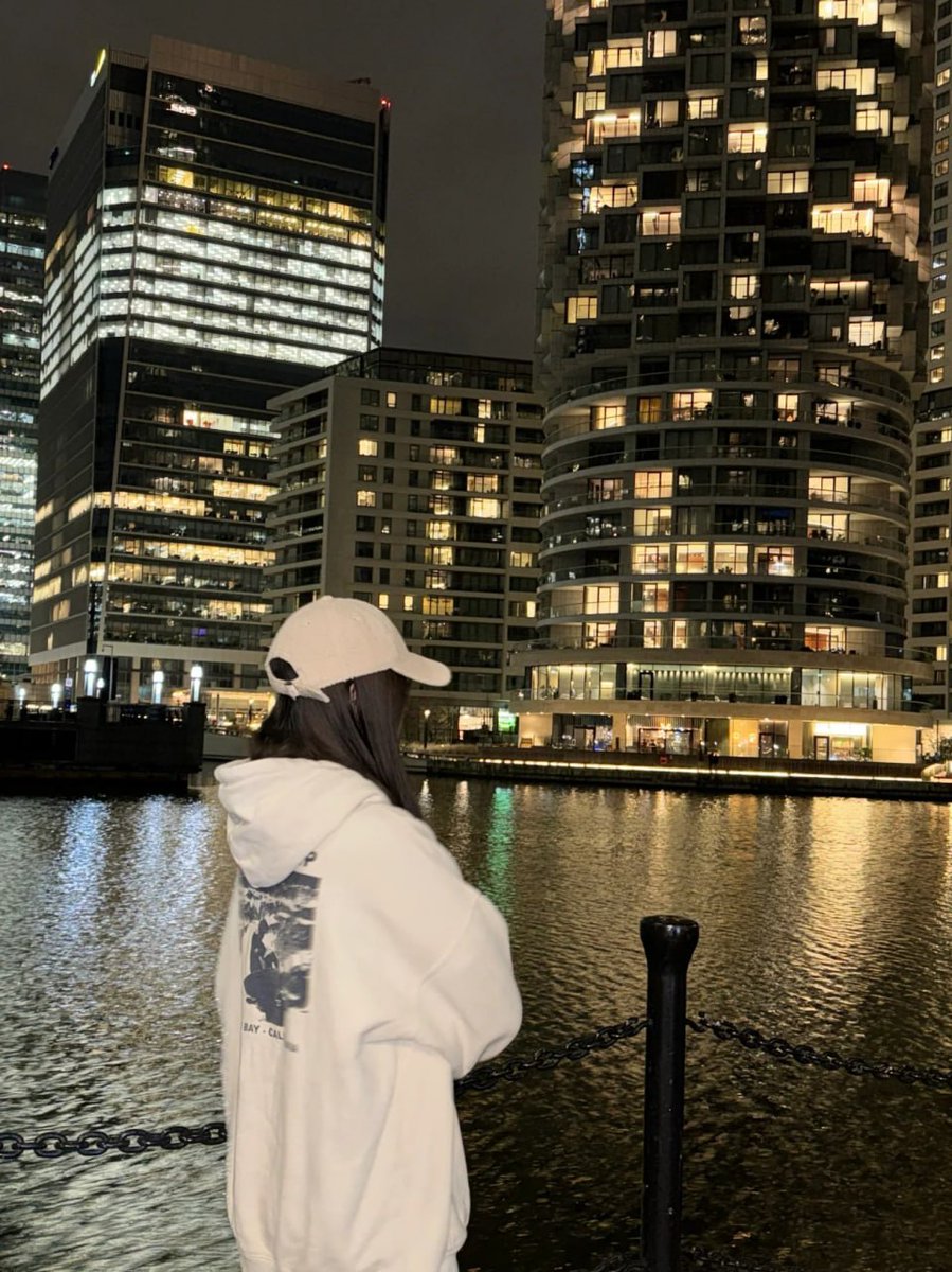 night scene in London 🫶☺️