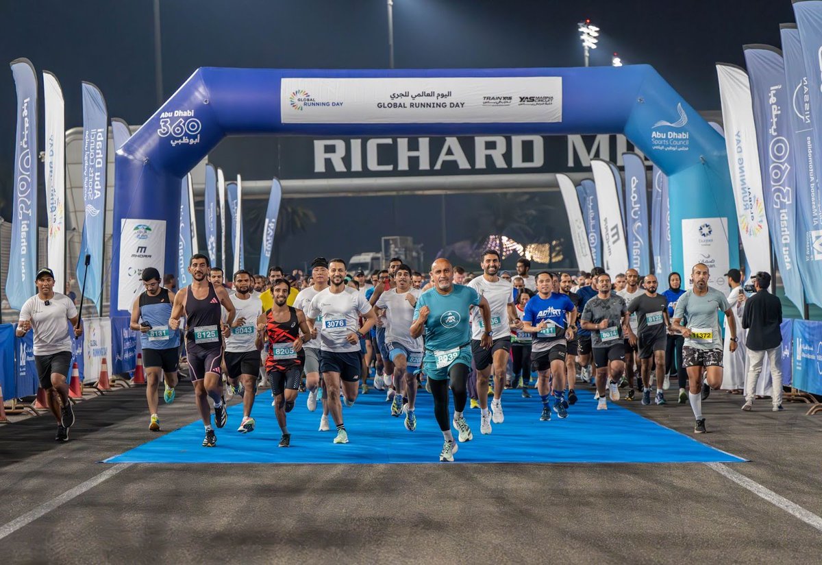 MyAbuDhabi360's tweet photo. The countdown to Global Running Day had the runners all ready to take on the track.

Whether seasoned athletes or first-time participants, everyone brought their best.

#FindYour360 #MyAbuDhabi360 #InAbuDhabi #GlobalRunningDay #YasMarinaCircuit

@abudhabisc https://t.co/NMGIaVsAac