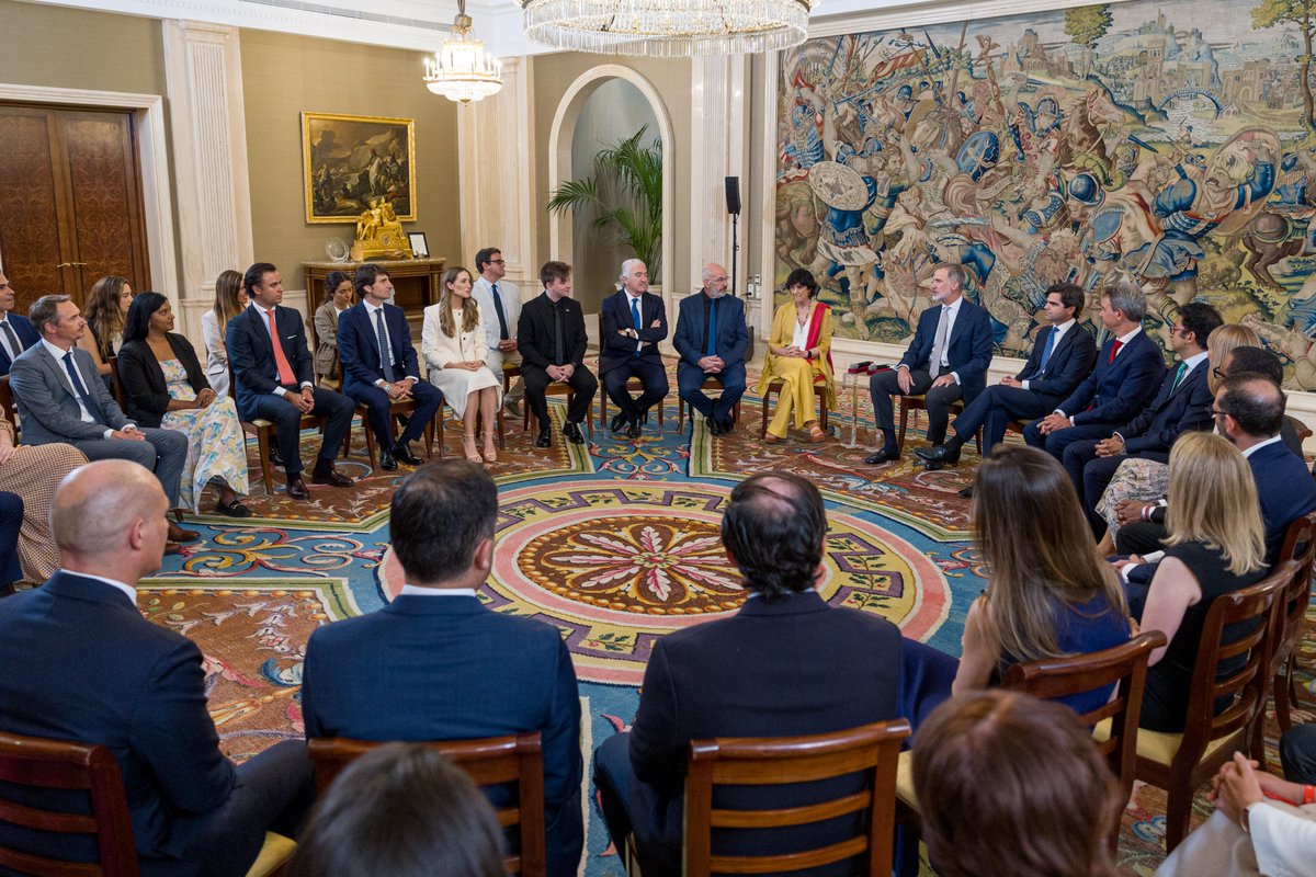 El Rey ha recibido esta tarde en audiencia a una representación de los participantes en el #SouthSummit24, que tiene lugar entre el 5 y el 7 de junio en Madrid.

➡️casareal.es/ES/Actividades…