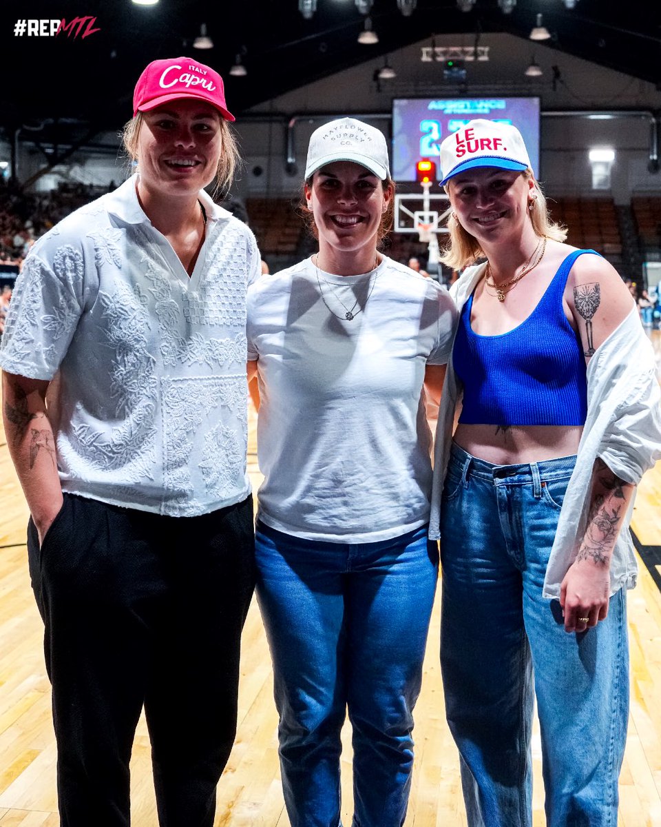 mtl_alliance's tweet photo. 🤩👋 @thepwhlofficial @PWHL_Montreal https://t.co/qmN2aUEQME