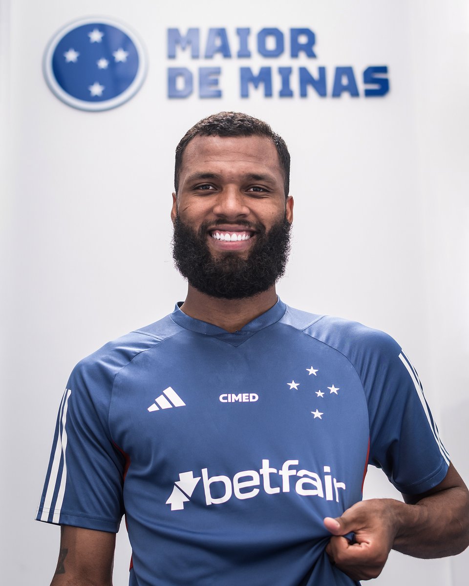 O #CriaDaToca Thiago está na Toca da Raposa 2 realizando um trabalho de recuperação de lesão no joelho direito. 

O jogador, que foi vendido do Brugges-BEL para o Brentford-ING, solicitou ao Cruzeiro a realização do tratamento no Departamento de Saúde e Performance, na Toca da
