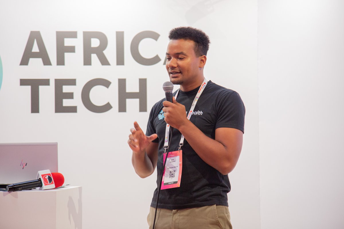 CIVvivatech's tweet photo. La délégation #ivoirienne pleine des esprits brillants qui révolutionnent la #Tech

#Vivatech2024 #CoteDIvoire #Innovation #Numérique #Startup #cotedivoire #innovation #technology #transformationdigitale #mtnd #mpjips #jeunessenumerique #PJGouv #Gouvci #cicg #gude https://t.co/qUWLxI6GPN