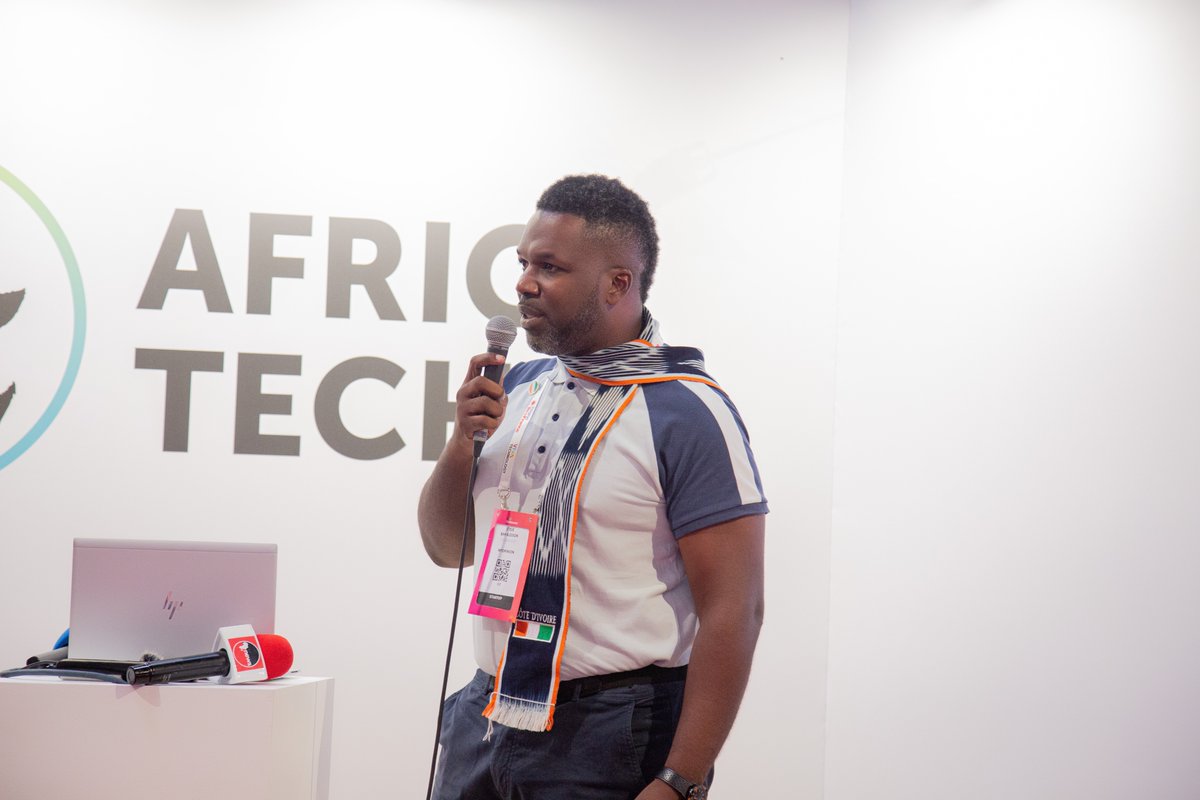 CIVvivatech's tweet photo. La délégation #ivoirienne pleine des esprits brillants qui révolutionnent la #Tech

#Vivatech2024 #CoteDIvoire #Innovation #Numérique #Startup #cotedivoire #innovation #technology #transformationdigitale #mtnd #mpjips #jeunessenumerique #PJGouv #Gouvci #cicg #gude https://t.co/qUWLxI6GPN