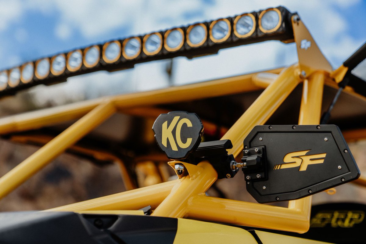 UTVSource's tweet image. Check out this killer Can-Am Maverick X3 build from our friends @kchilites! 🔥

For more info including more pictures and the parts used on this build, visit the build gallery on our site!

🔗 utvsource.com/gallery/2021-c…

#utvsource #utv #canam #canamx3 #powersports #offroad #awesome