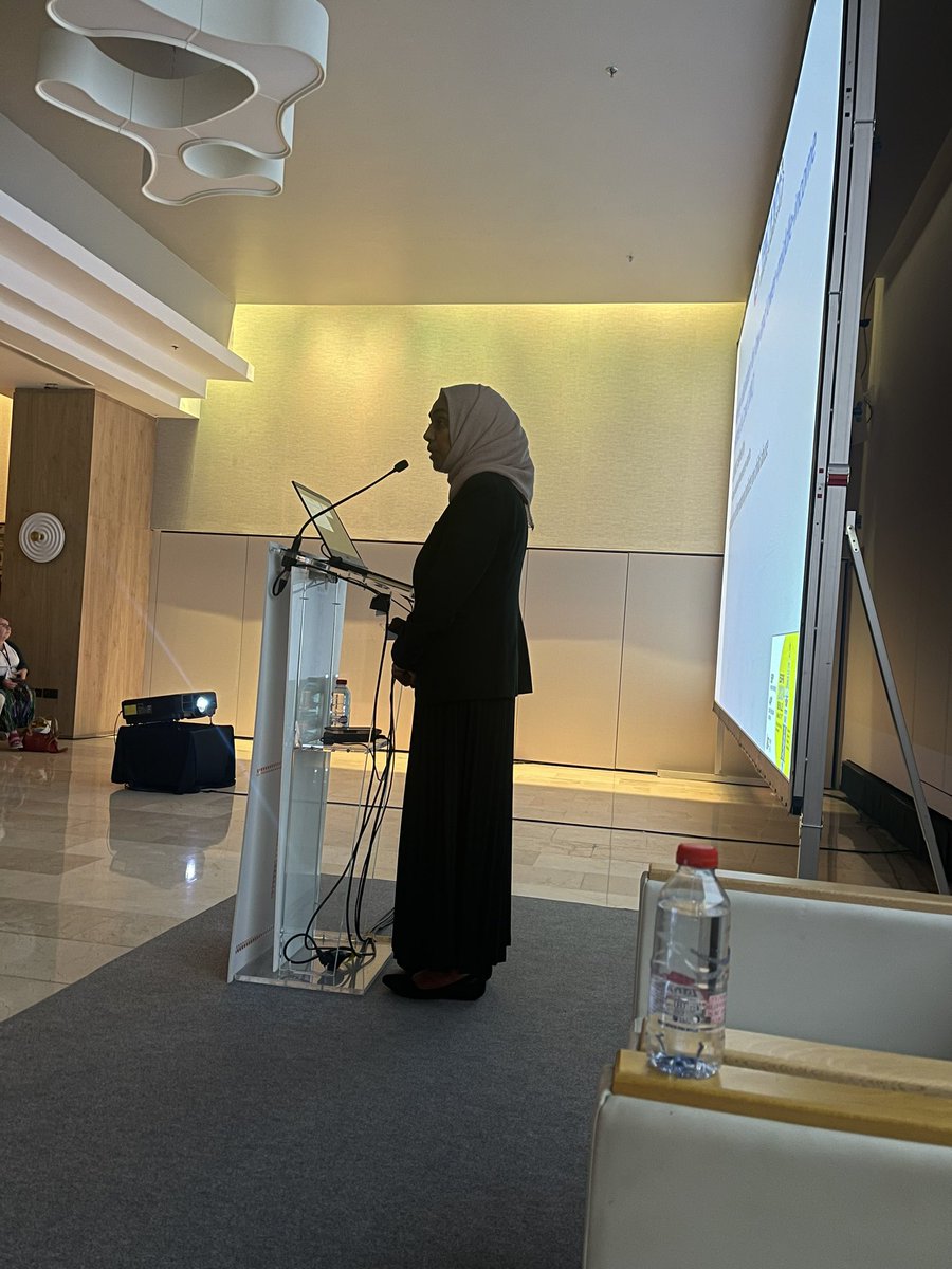 ACOffiah's tweet photo. Dr Amal Saleh spoke eloquently and gave us food for thought concerning the challenges faced in developing imaging guidelines for suspected child abuse for LIC/LMIC #ESPR2024 #child abuse https://t.co/jcjBbyXOAl
