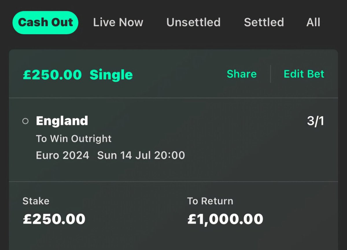 AwayDaysTips's tweet photo. COMPETITION: If England Win the Euros, we will give away this winning bet worth £1,000 to one follower ⚽️💷 

Simply RT and follow to enter. ✅🔁

🔞|begambleaware https://t.co/6i8ovxpkDp