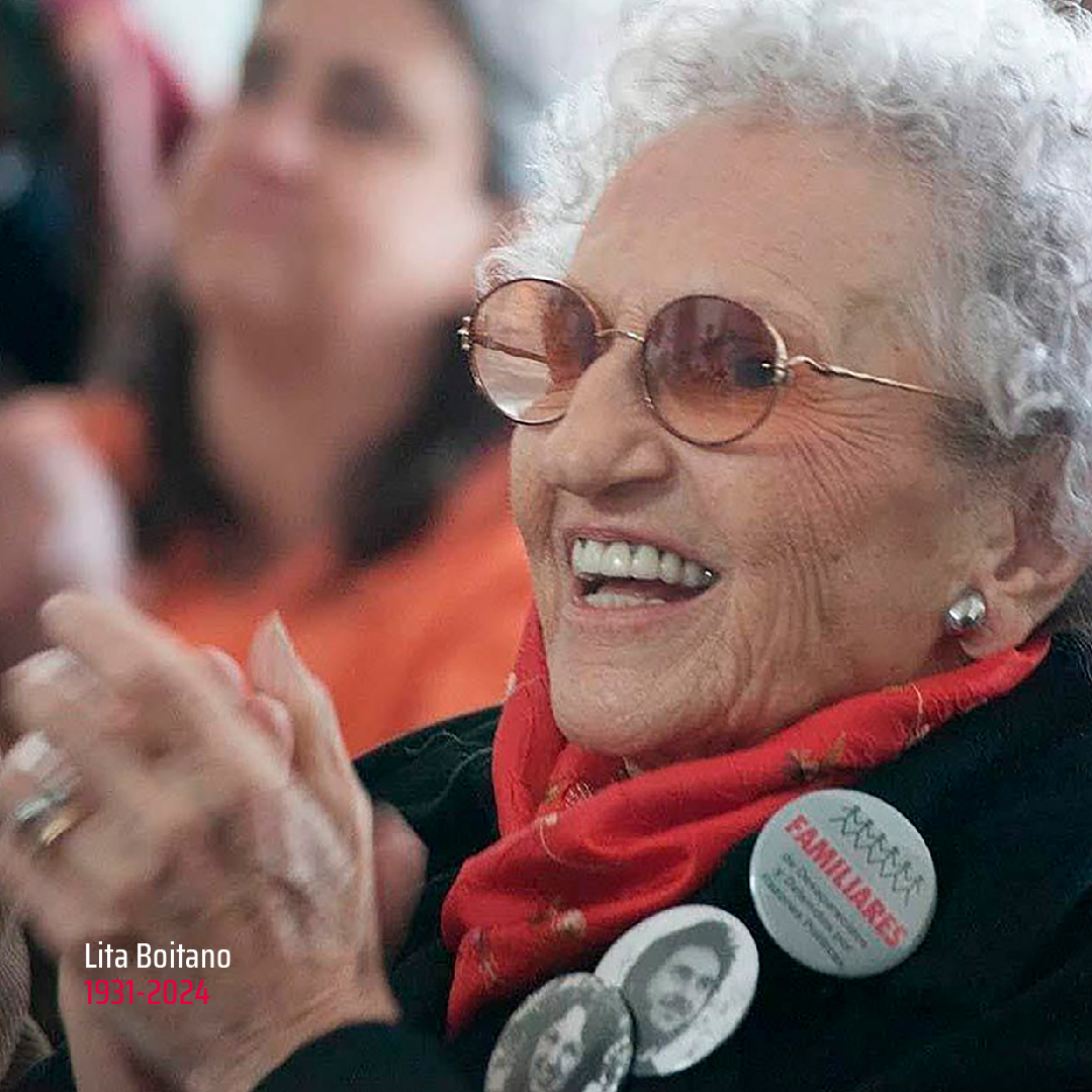 🇦🇷 Despedimos con cariño y tristeza a Lita Boitano, presidenta de Familiares de Desaparecidos y Detenidos por Razones Políticas. Adriana y Migue, sus hij@s, fueron secuestrados durante la última dictadura y desde @Familiares_Cap Lita se convirtió en referente de la lucha DDHH.