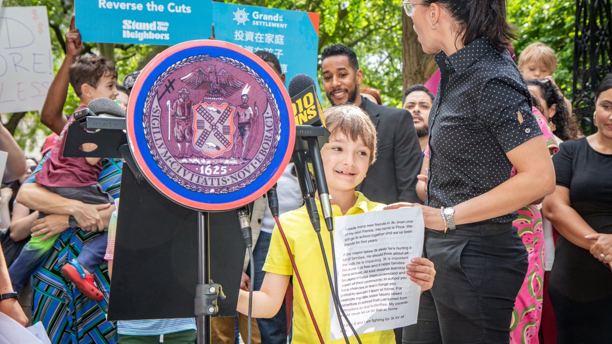 nycpa's tweet photo. We have the ability to provide quality childcare and early childhood education for every family in NYC.

The mayor often speaks about what he wants to see done for these communities; why is he not backing that up with funding?

Don't play money games at the expense of our babies. https://t.co/7y4eTgB902