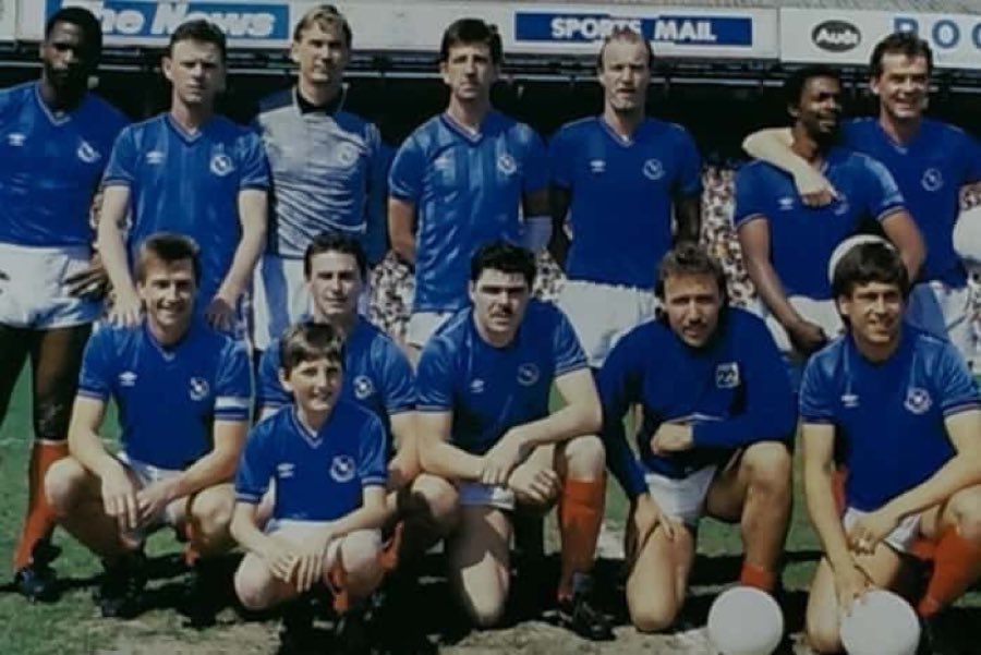 mickquinn1089's tweet photo. A Fantastic Team with some Unbelievable Characters in it 💙
@Pompey
#PromotionTeam
#ThrowbackThursday https://t.co/ogyDWpbc2t
