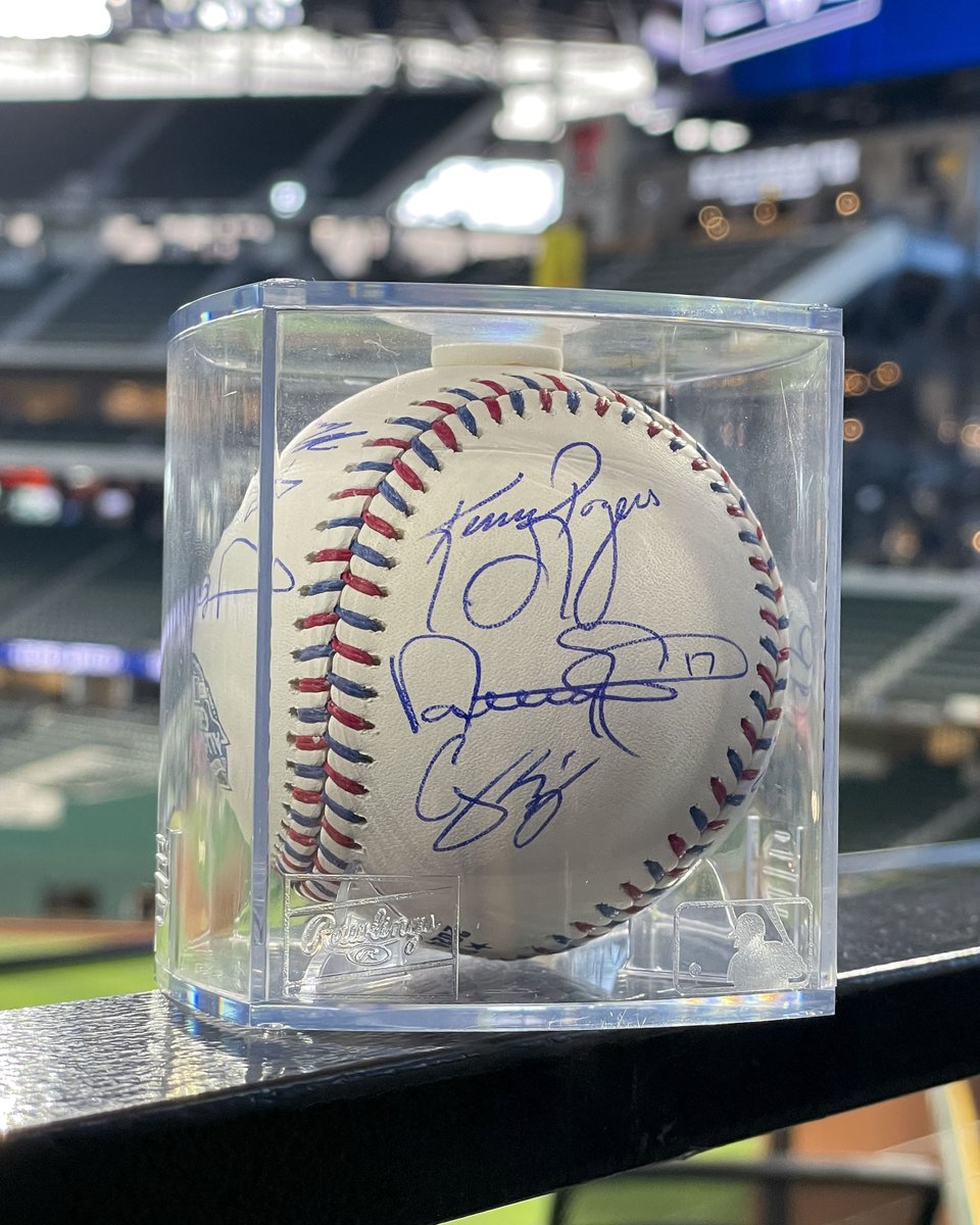 Rangers's tweet image. We're giving away the ultimate Rangers All-Star autographed baseball!

Autographs include all six '23 All-Stars and '95 All Stars, Pudge Rodriguez &amp;amp; Kenny Rogers.

How to enter:
1. Repost this post
2. Reply with your All-Star ballot voting all Rangers.

⭐️ Rangers.com/vote