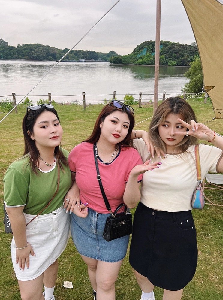 pom_botap's tweet photo. CiCi Plus+(835)กระโปรงยีนส์ทรงเอสุดเกา ผ้ายีนส์นิ่ม ใส่สบายใส่กับอะไรก็ดูแพงน่ารักหมดสาวอวบอ้วน 
฿179  
 ชี้เป้าhttps://t.co/N6CbyGhPZO
#LISAXBVLGARI  #LISA https://t.co/vJKBlVVyTX