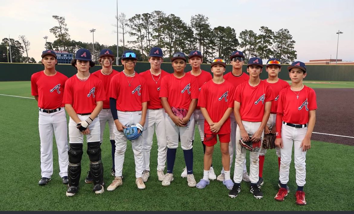 AaronOchs3's tweet photo. AHS Freshman Summer Baseball team.  These kids are going to do great things.  Love watching them play! #GRIT @AHS_6aBaseball @MGerica @JKD_Athletics @Teresaochs9 https://t.co/D53wPCGhZz