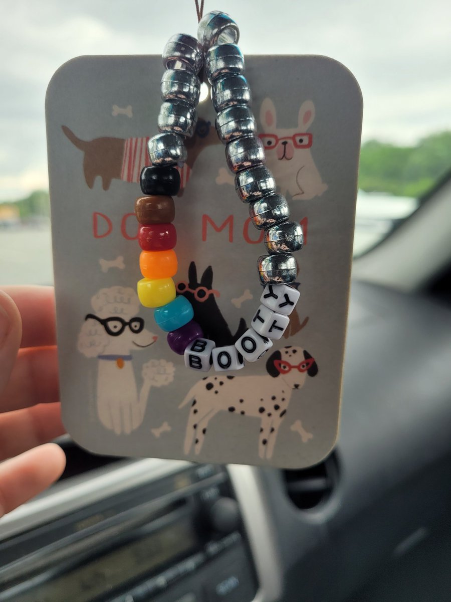Graycious_Bear's tweet photo. @WonkaSalty I'm keeping this displayed in my car forever. Thank you again! 🥹 https://t.co/ni8DONt2nz