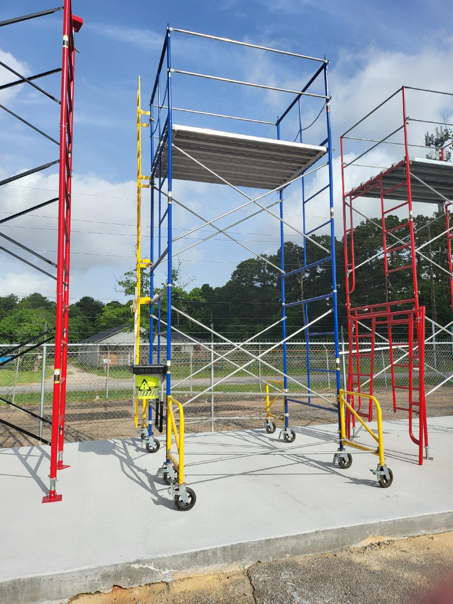 stvascaffold's tweet photo. Rolling scaffold towers come in a variety of heights and include all necessary parts and components. Order today!
https://t.co/3RyihbVTCg
#scaffold #building #construction #scaffoldtower https://t.co/abzo0UuJ0f