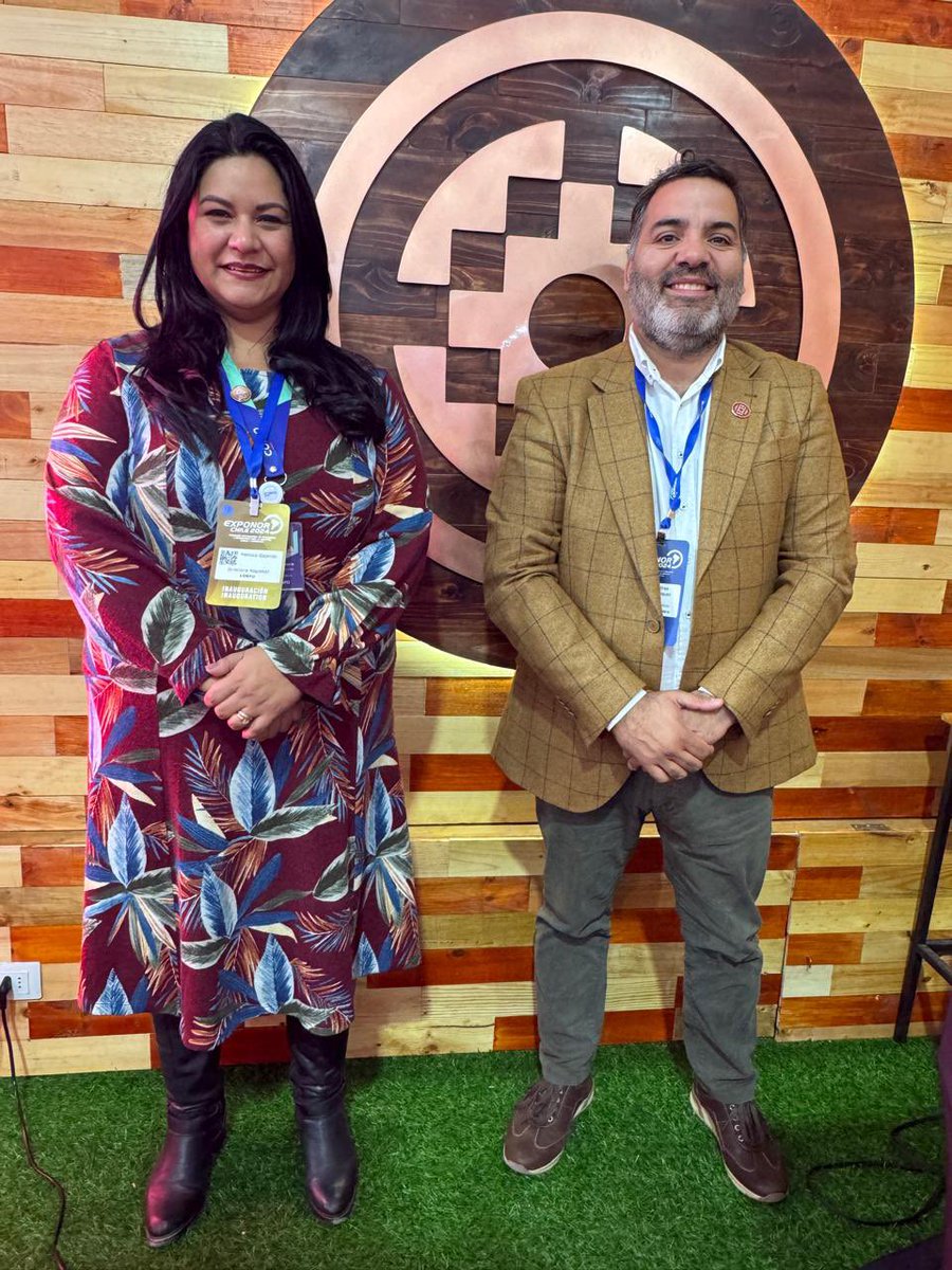 ⭕️✔️ En esta nueva jornada en <a href="/exponorcl/">EXPONOR CHILE</a> nos visitó la directora de <a href="/CorfoAntofa/">Comité Corfo Antofagasta</a>,Melissa Gajardo Castillo.
• Visita nuestro estand en el Pabellón Cobre 079-A
