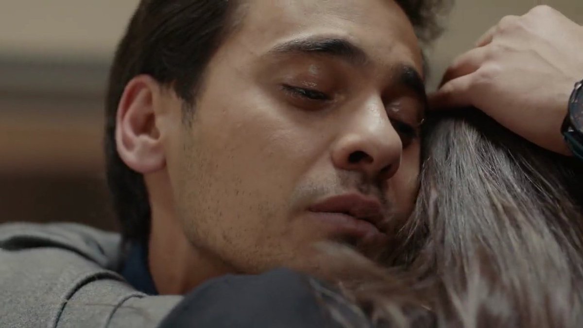bennberil's tweet photo. Hoşcakal Tolga Kaşifoglu her zaman kalbimizde olacaksın ❤️😭
#Aldatmak https://t.co/Asz0wVjlG8