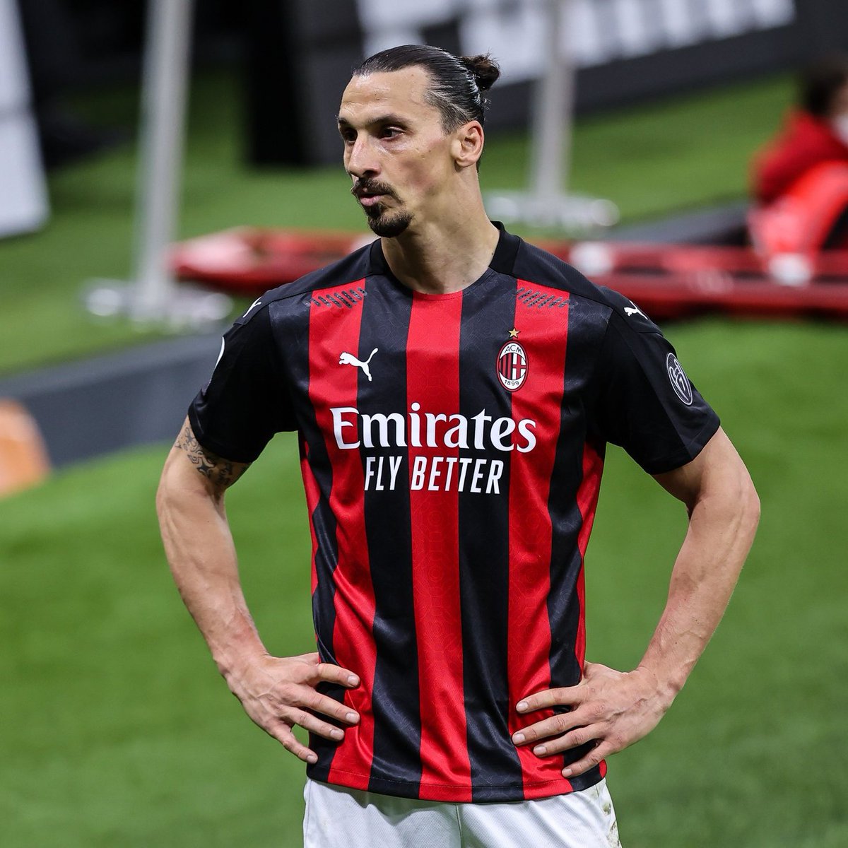 🗣 Zlatan Ibrahimović: "Sports in the US are too expensive. 🤑 

My children play in a good team and I paid $3,500 per child. I don't like that because not everybody has the money and sport should be for everyone because it unites people regardless of their origins."
