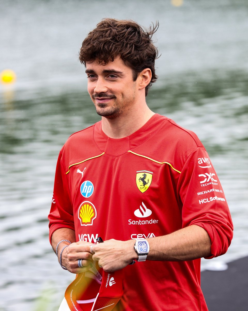 ScuderiaFerrari's tweet photo. Your latest Grand Prix winner has arrived 😏

#CanadianGP 🇨🇦 #F1 https://t.co/2oj2hv9ZUD