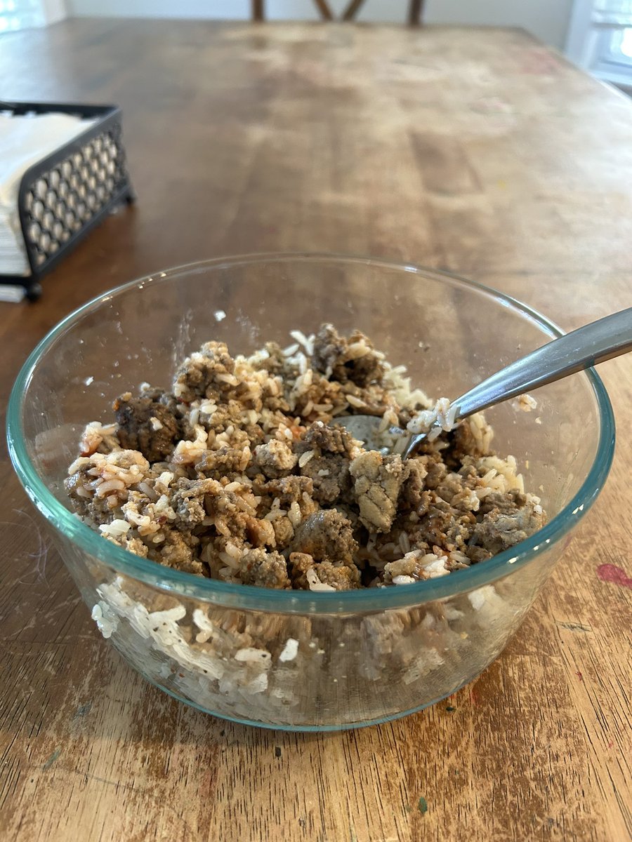 TDTony's tweet photo. 150g Jasmine Rice
10oz Ground Beef

GAINZ Season! https://t.co/ZhMuYqUHOi