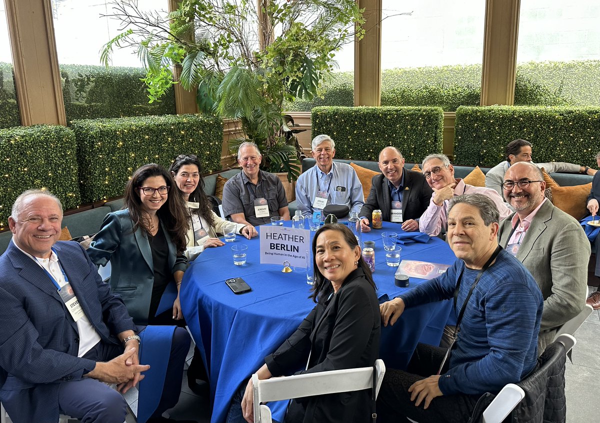 heather_berlin's tweet photo. Exhilarating time @ #BrainMind's Special Forum on Neuromodulation, #BCI & #AI, & "Your Brain on Art" meetings in #NYC.
Thankful for @eboyden3's lovely intro to my talk, "Being Human in the Age of AI", and for the stimulating discussions that followed over lunch.
Plus @VanJones68 gave an inspiring talk on collaboration, advocacy, & community. But the best part was spending time w/ friends & colleagues. #neuroscience @davidchalmers42 @ariannahuff
