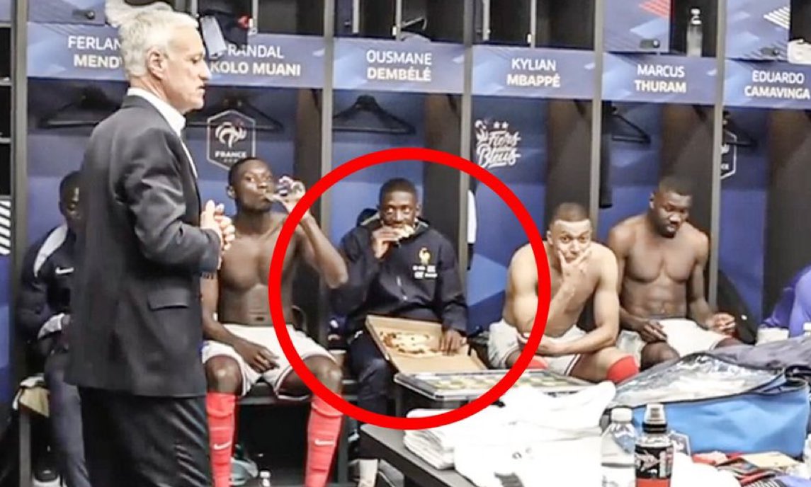 Montage de Dembélé qui mange une pizza en match
