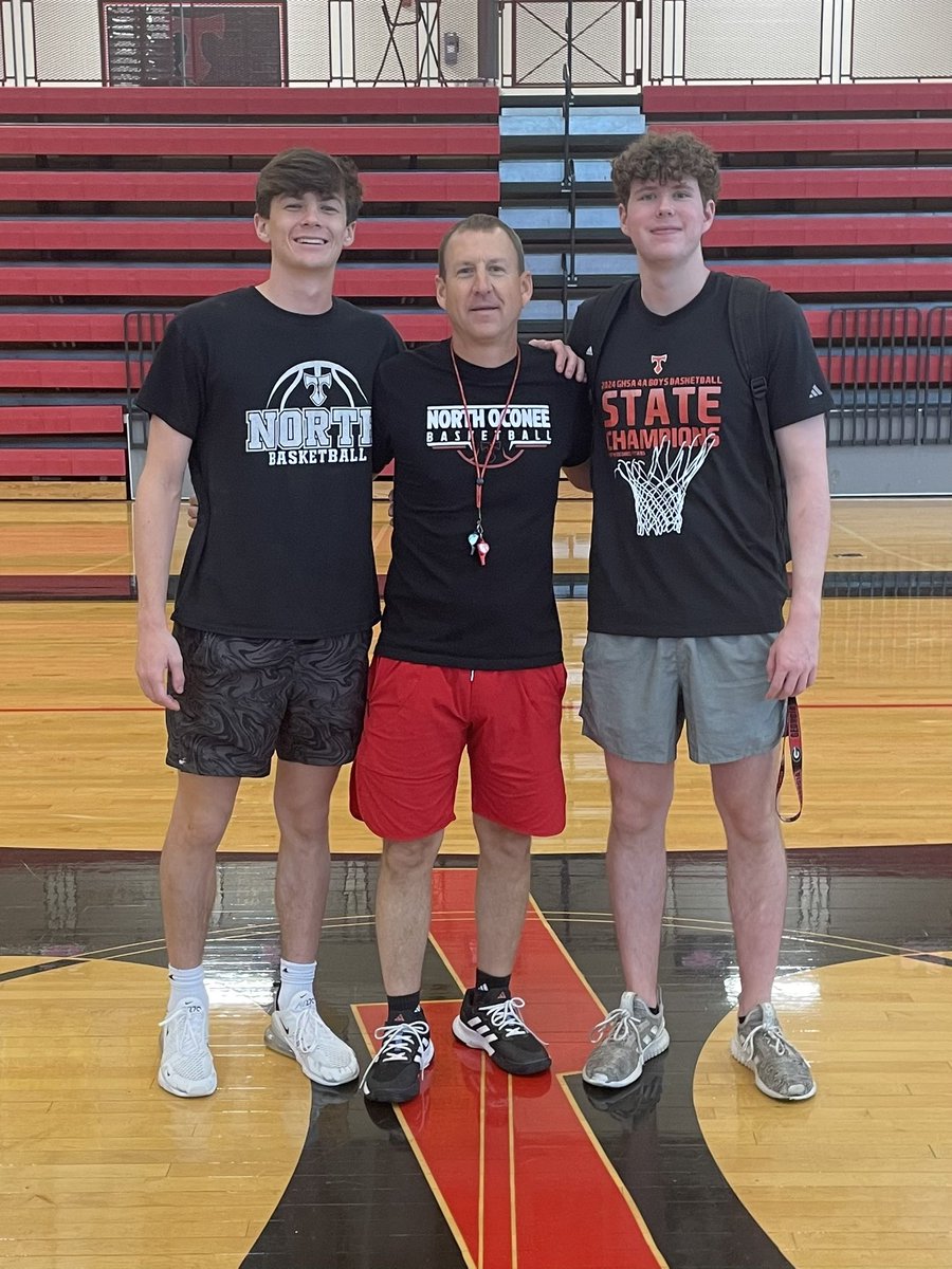 North Oconee Titans Basketball (@nohstitansbball) on Twitter photo It was so great to have these 2024 grads and state champs help with our annual Titans Summer Youth Camp this week! it’s off to Georgia College for <a href="/ByrdCarter0/">ByrdCarter</a> and UGA for <a href="/chasescott_05/">Chase Scott</a> in the fall. Great job this week men! It was so great to have these 2024 grads and state champs help with our annual Titans Summer Youth Camp this week! it’s off to Georgia College for <a href="/ByrdCarter0/">ByrdCarter</a> and UGA for <a href="/chasescott_05/">Chase Scott</a> in the fall. Great job this week men!