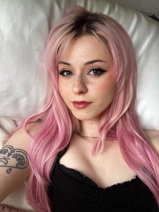 I&rsquo;m being completely honest I just filmed maybe the hottest video of my career thus far https://t.co