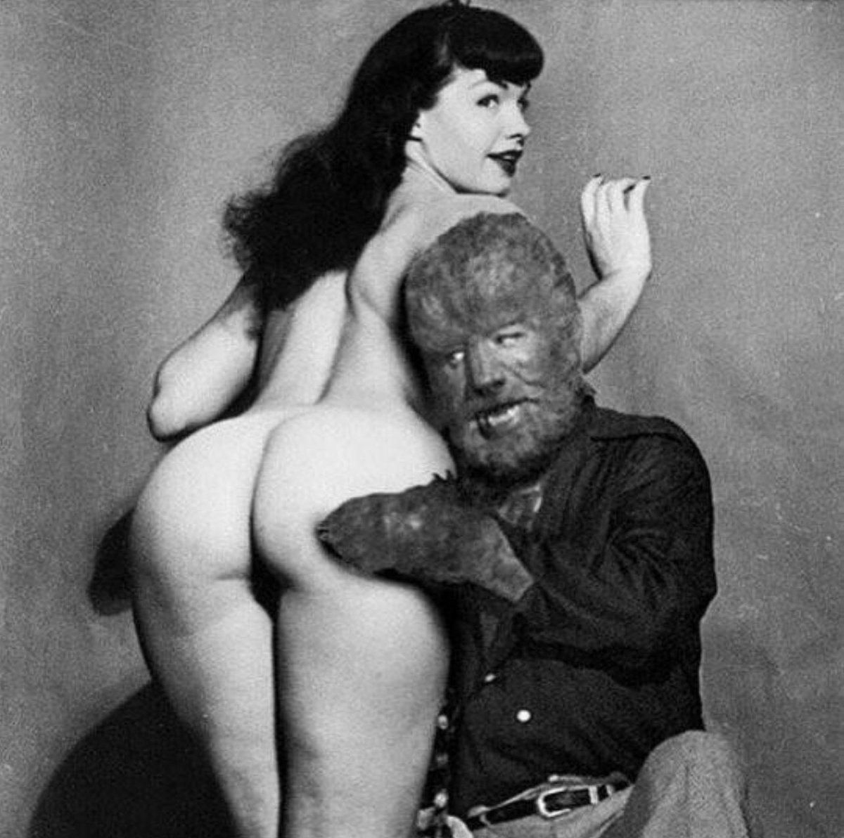 MONSTERSHOLDINGBITCHES tweet media