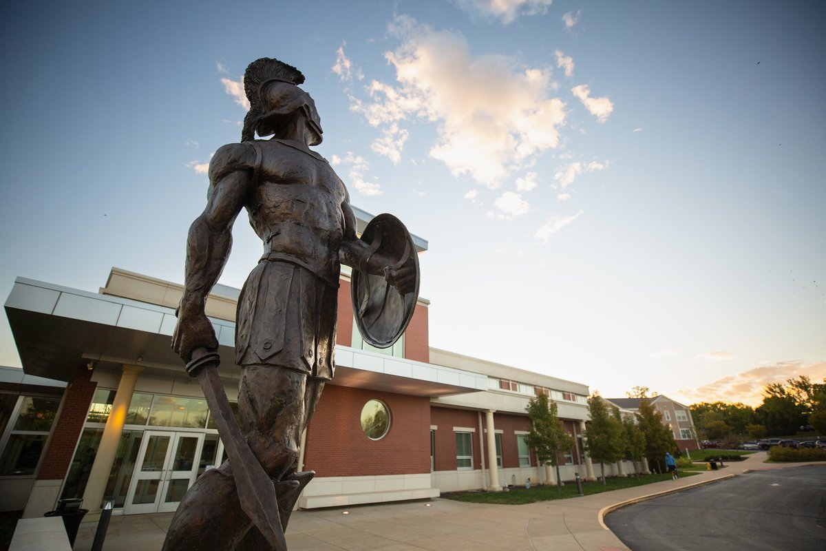 The fixed, upward gaze of MBU's spartan statue reminds us of words like these from Psalm 123:1: "To you I lift up my eyes, O you who are enthroned in the heavens!"
#ShineOnMBU