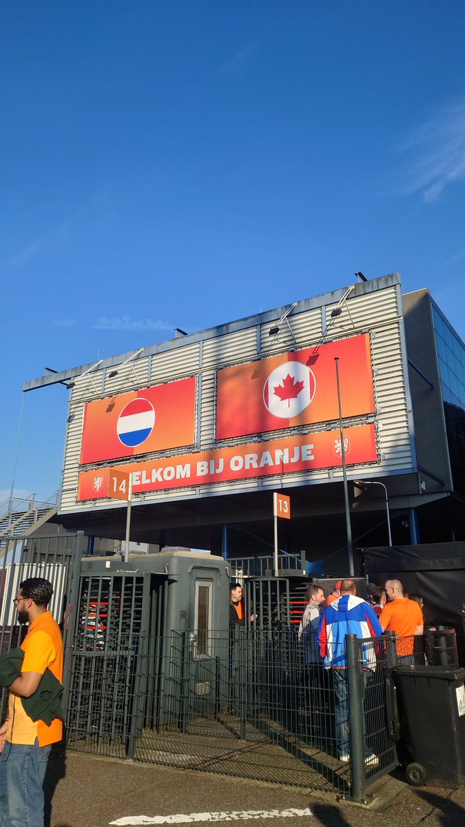 CPLUKSG's tweet photo. We're in Stadion Feyenoord for Canada's pre-Copa America game against the Netherlands 🇨🇦🇳🇱 https://t.co/4omPjNbodo