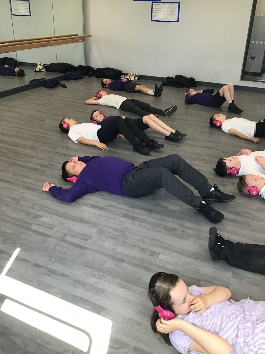 Miss Crossley tweet media