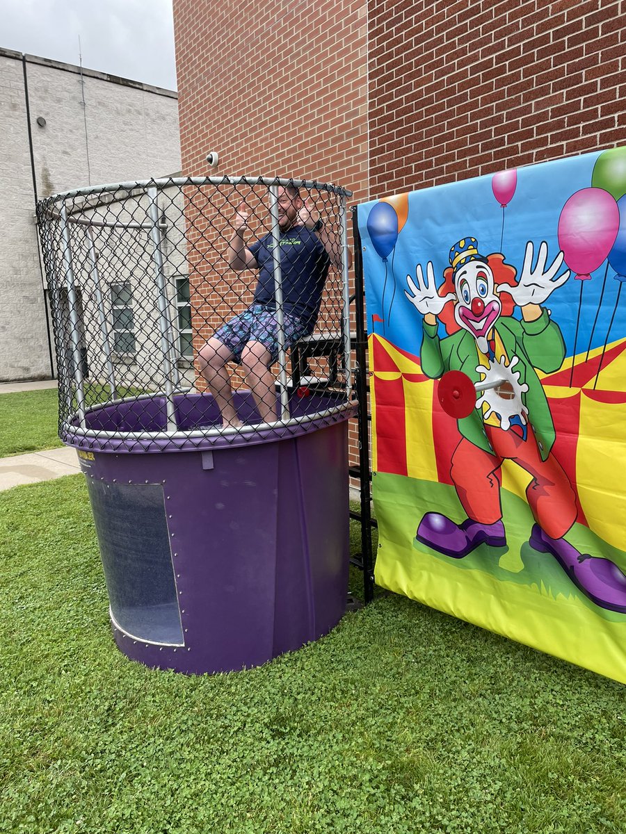 HodumLMS's tweet photo. A little rain didn’t stop us from holding the most memorable field day ever! Complete with a bounce obstacle course in Times Square. Thanks @LJWask for taking the reins! And to all that competed in the teacher inflatable race. Reason 1001 why I love being a leopard. #brightspot https://t.co/CFubPn38JB