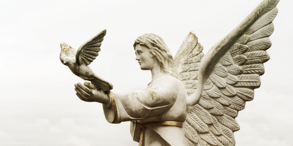 LornaByrne's tweet photo. The Angel of Hope is a beacon of light in all our lives. He helps to keep the light of hope burning inside all of us throughout our lives.  Hope plays an enormous part in everyone's life. Hope makes the impossible possible.

Blessings Lorna https://t.co/x9vI7BGyyR