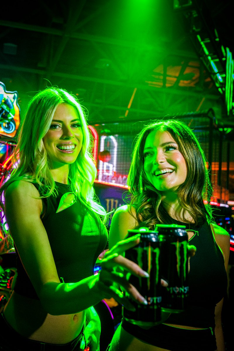 Other than the travel issues getting into Dallas, I had a great time at Dreamhack this year. Always enjoy my time working with the <a href="/MonsterGaming/">Monster Gaming</a> team. 🤙