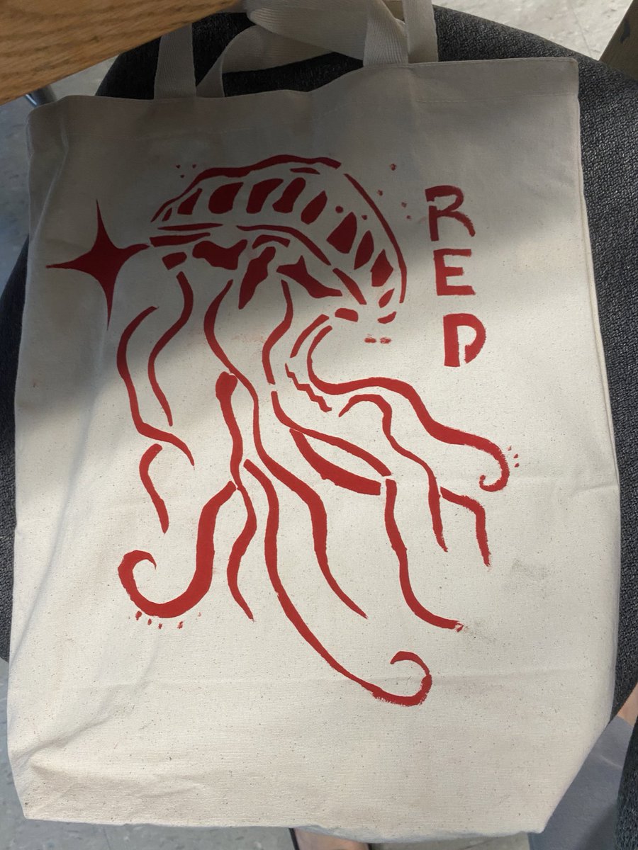 NewmanKaileigh's tweet photo. Day 3 of June AP workshop

Screening printing propaganda products @MacArthur_AISD 

🖋️New media today is pen &amp; ink then character development for cartoons 

🎨 Watercolor paints - mixing &amp; making colors 

@ketsia_hamilton @CmmorenoArt @ARTwithLEBLANC 
@adbustil @GabySierraEdu https://t.co/zEU85waupZ