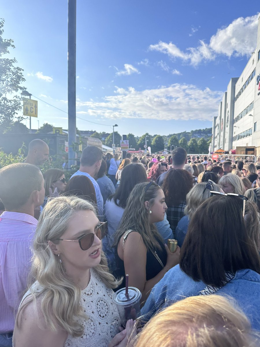 broad_bean1's tweet photo. @SwansOfficial This queuing system is appalling! We are stuck and likely to miss the start of the Take That concert. We also have someone who requires mobility assistance and no one available to help! #completeshambles https://t.co/fLizO70sOZ