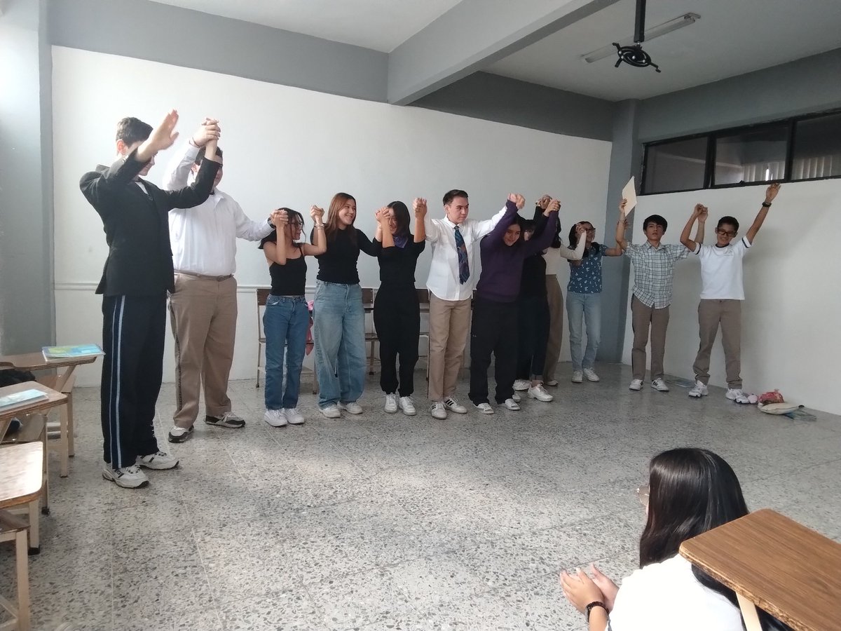Teatro Lancaster tweet media