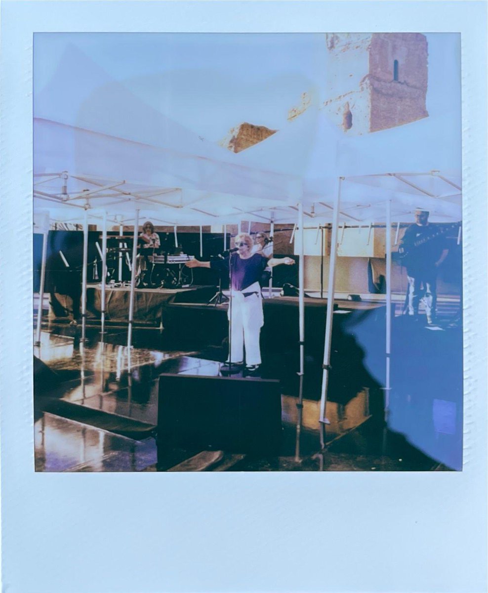 OrnellaVanoni's tweet photo. Ci vediamo tra poco alle Terme di Caracalla di Roma per SENZA FINE.
Credito: @EFuksas 

#ornellavanoni #senzafine #live #concertoevento #assoconcerti @rtl1025 @TicketOneIT @officialFandP @ColorSoundLive https://t.co/7axEmEsvls