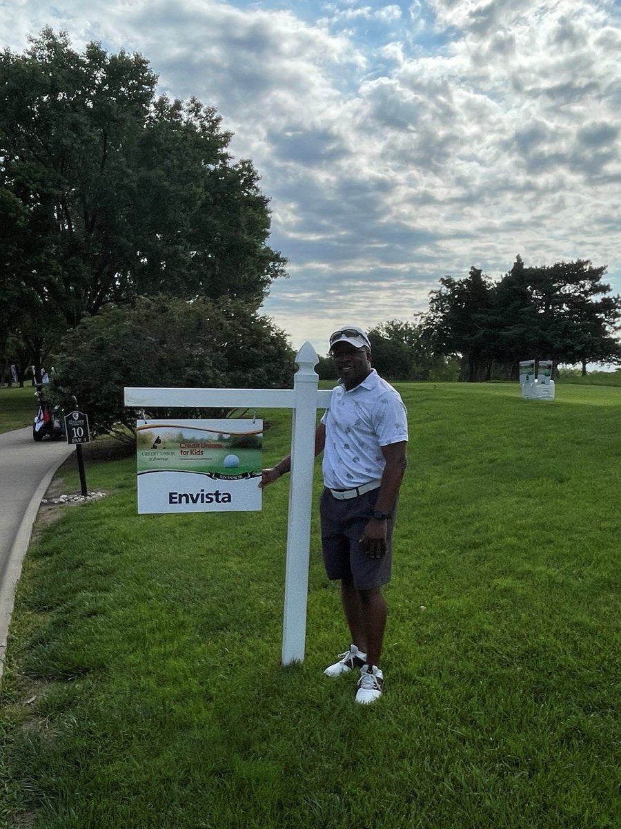EnvistaCU's tweet photo. It's a beautiful day for a golf tournament! 🏌️♂️ We're honored to sponsor the Credit Union of America's Golf Classic and support Children's Miracle Network Hospitals at Via Christi Health. 💛💙
#TeamEnvista https://t.co/3sAKfrC77a