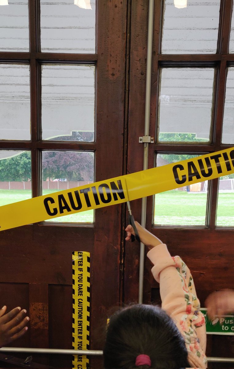 NWC_Library's tweet image. The final padlocked treasure box and the magic scissors, allowing students to regain their freedom!  Plus, the all important skull and raven that students had to locate💀 🔎🗝️

#library #EscapeRoom #libraryskills