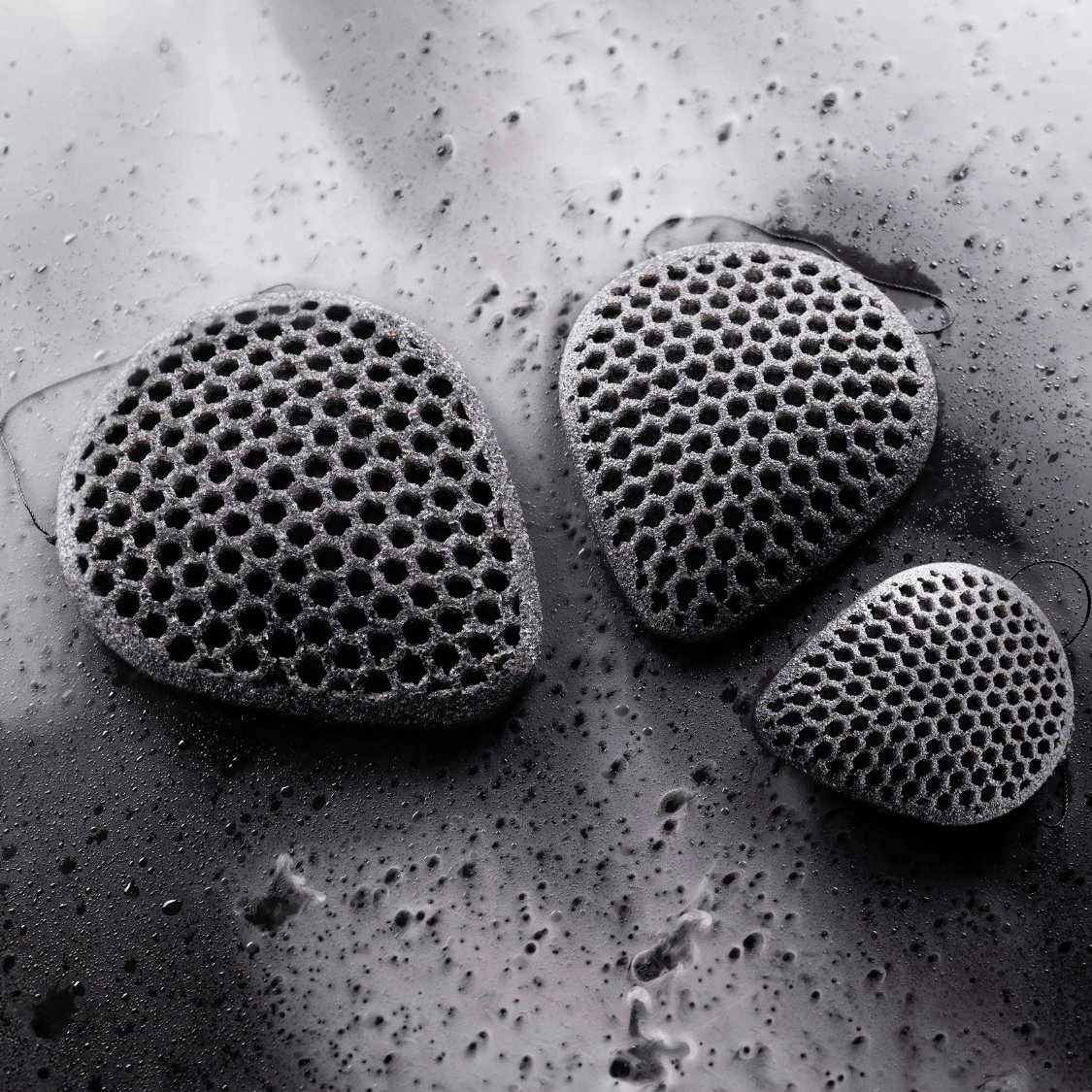 Intoducing Two New Sizes:
The Mini: Perfect for travel, the gym, and use as a face scrubber.
The XL: AKA the Scrub Master. The XL is capable of smothering your body with soapy suds that invigorate and refresh your skin in an all-new way.