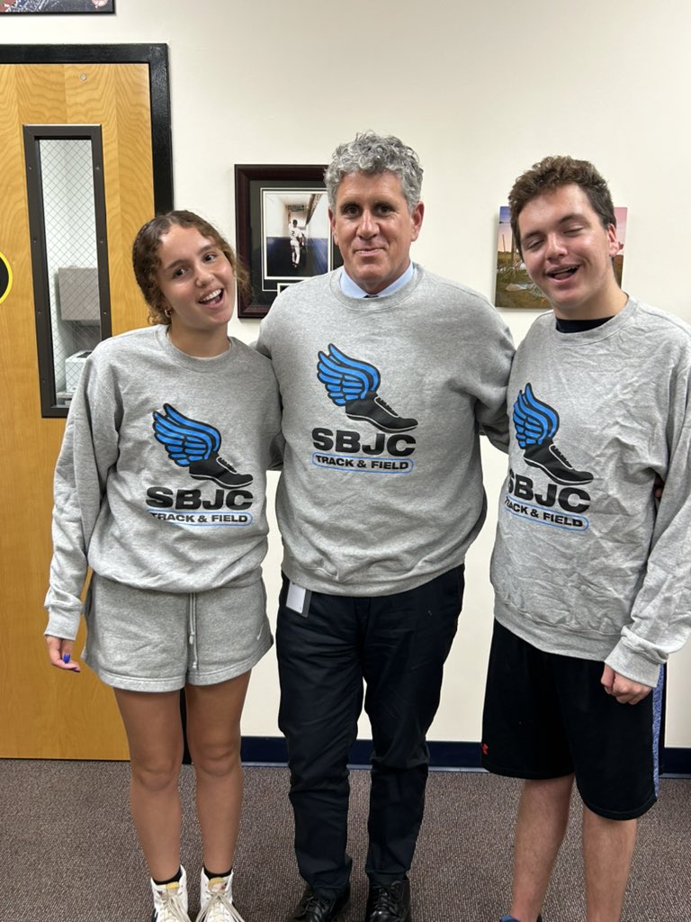 Dr. Michael Kuchar tweet media