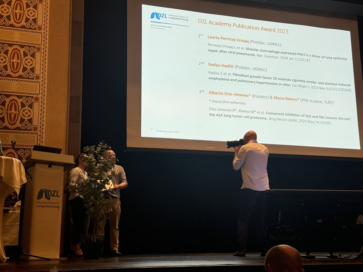 CONGRATULATIONS <a href="/LeartaO/">Learta Pervizaj-Oruqaj</a> for the 1st prize on <a href="/dzlacademy/">The DZL Academy</a> publication award 🥇

Well deserved 🥂