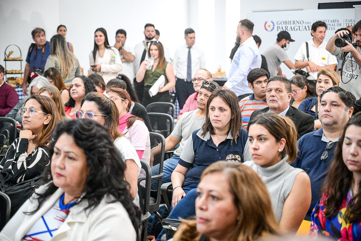 IPParaguay's tweet photo. #SUMAR: oficializan los Juegos Escolares y Estudiantiles Nacionales #JEEN2024

Paraguay está listo para vivir la máxima emoción del deporte escolar y estudiantil en todo el país. Autoridades de @sndpy y @MECpy celebran este acontecimiento.

🔗 https://t.co/fYd5hmWXGR https://t.co/tgrjH4T3rD