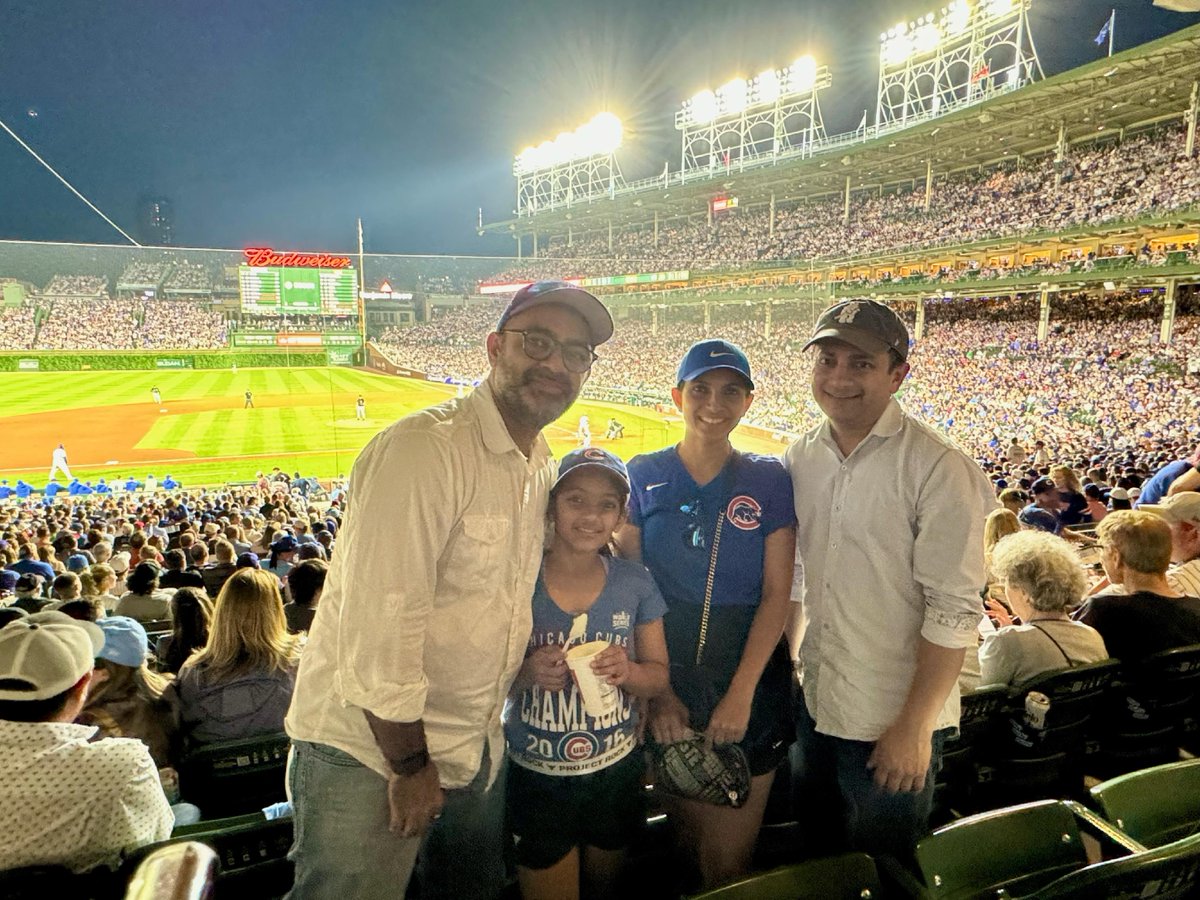 SevenSeas2016's tweet photo. We're thrilled to share that the lucky raffle winners from our recent event, the owners of HOTWORX Gurnee, won tickets to the electrifying Crosstown Classic at Wrigley Field - and witnessed a nail-biting Cubs victory!

#GurneeChamberMixer #CrosstownClassic #HOTWORXGurnee https://t.co/vJ5oYqL777