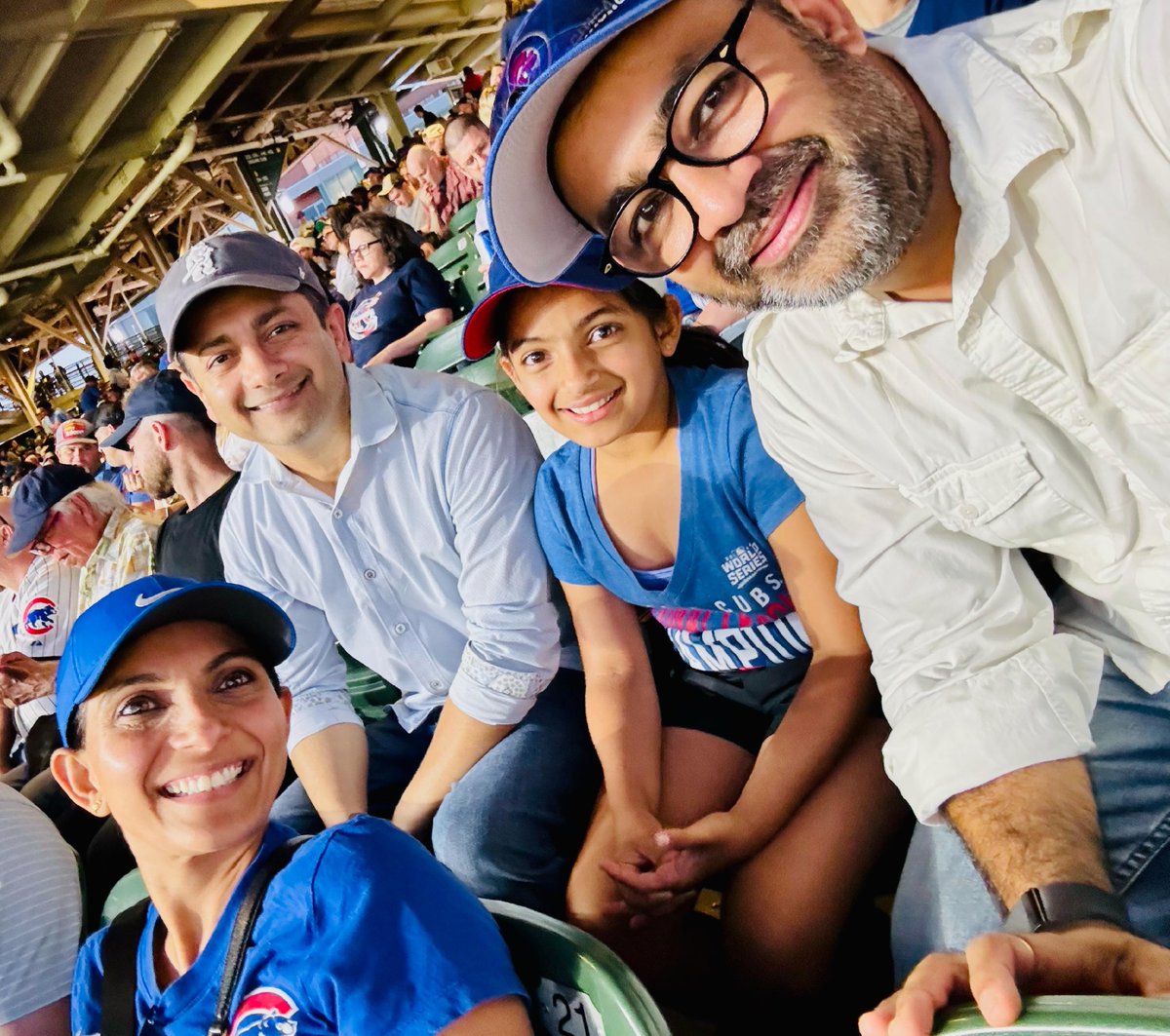 SevenSeas2016's tweet photo. We're thrilled to share that the lucky raffle winners from our recent event, the owners of HOTWORX Gurnee, won tickets to the electrifying Crosstown Classic at Wrigley Field - and witnessed a nail-biting Cubs victory!

#GurneeChamberMixer #CrosstownClassic #HOTWORXGurnee https://t.co/vJ5oYqL777