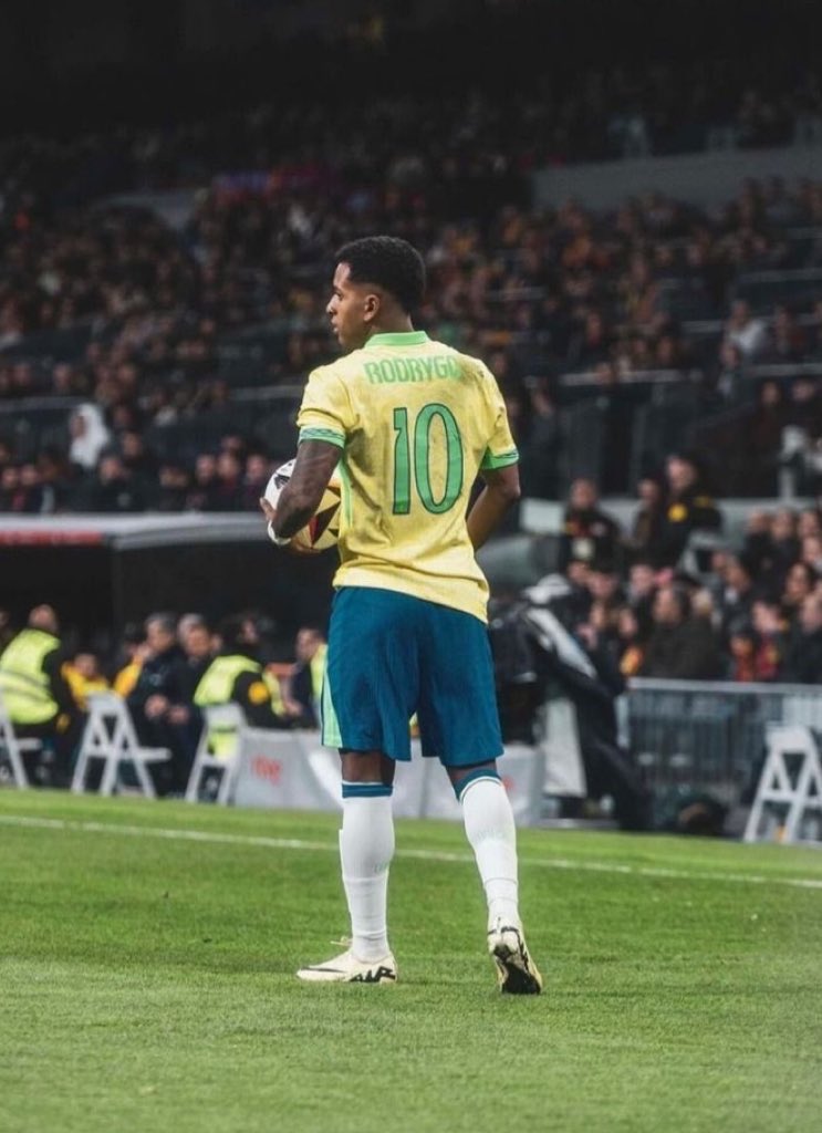 Berneese tweet media