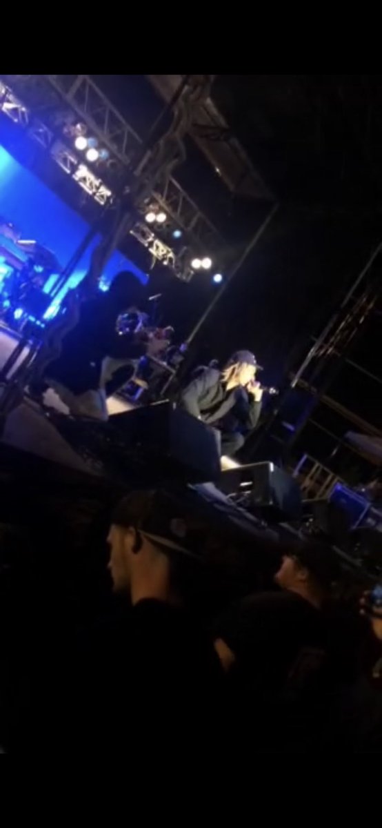 chancecheadle's tweet photo. @danfolger Bro I remember when you and Wiz came to Fayetteville, AR for our student concert in 2015 and he sang see you again for the first time. So lit https://t.co/ikz2A2GDpN