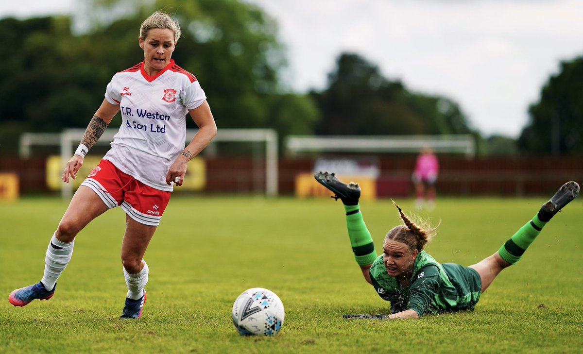 ⚽️ TOMORROW @ MIDDAY: 

🗣️ <a href="/LincolnUtdWFC/">Lincoln United WFC</a> forward Ellie Gilliatt reflects on her footballing career, from representing England and securing promotion into the WSL, to captaining Sheffield United and ending her career at #TheWhites.

✍️ <a href="/JamesYarrow04/">James Yarrow</a> 
📸 <a href="/edmayesphoto/">Ed Mayes Photography</a>