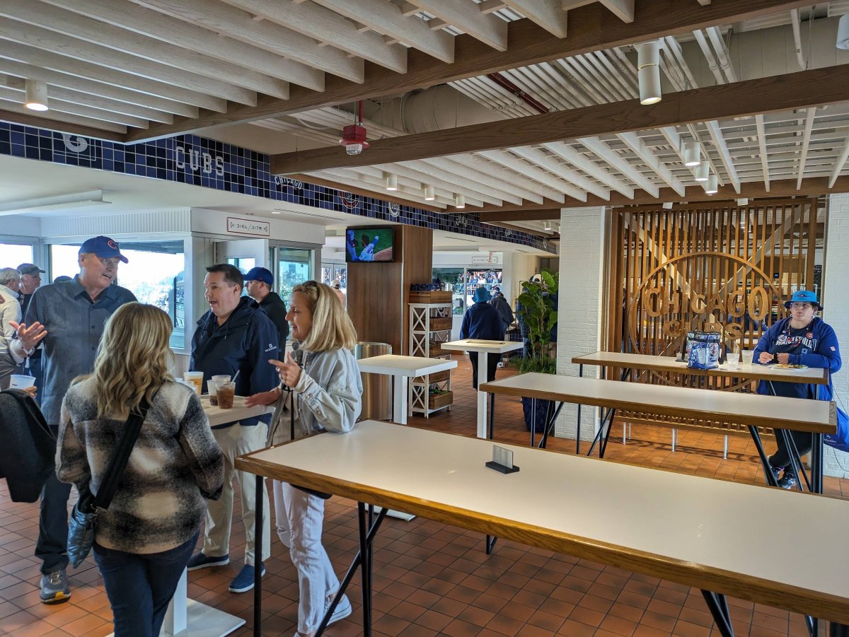 Cubs Fans! Here is your chance to win four Catalina Club tickets to the Cubs vs Brewers game on July 24th @ 1:20 pm! Includes unlimited food, wine, beer, and a parking pass! Bid now for this wonderful experience! 

🔗: shorturl.at/PEePL